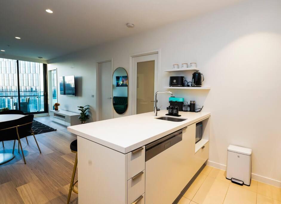 Luxe Haven - 42Nd Floor Panoramic City Views Melbourne Exterior photo