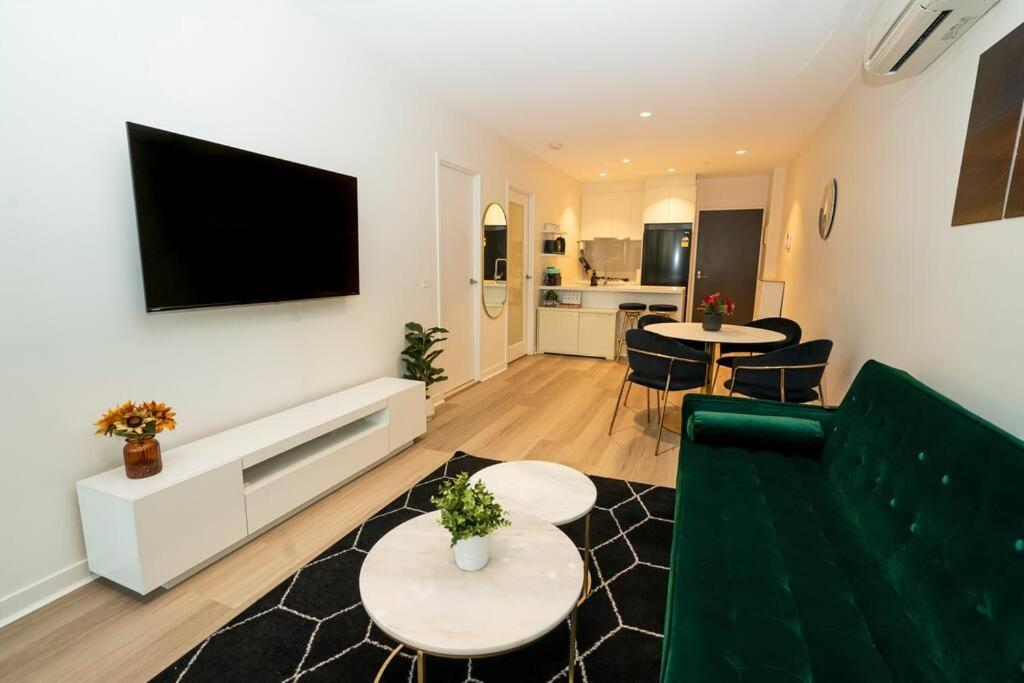 Luxe Haven - 42Nd Floor Panoramic City Views Melbourne Exterior photo